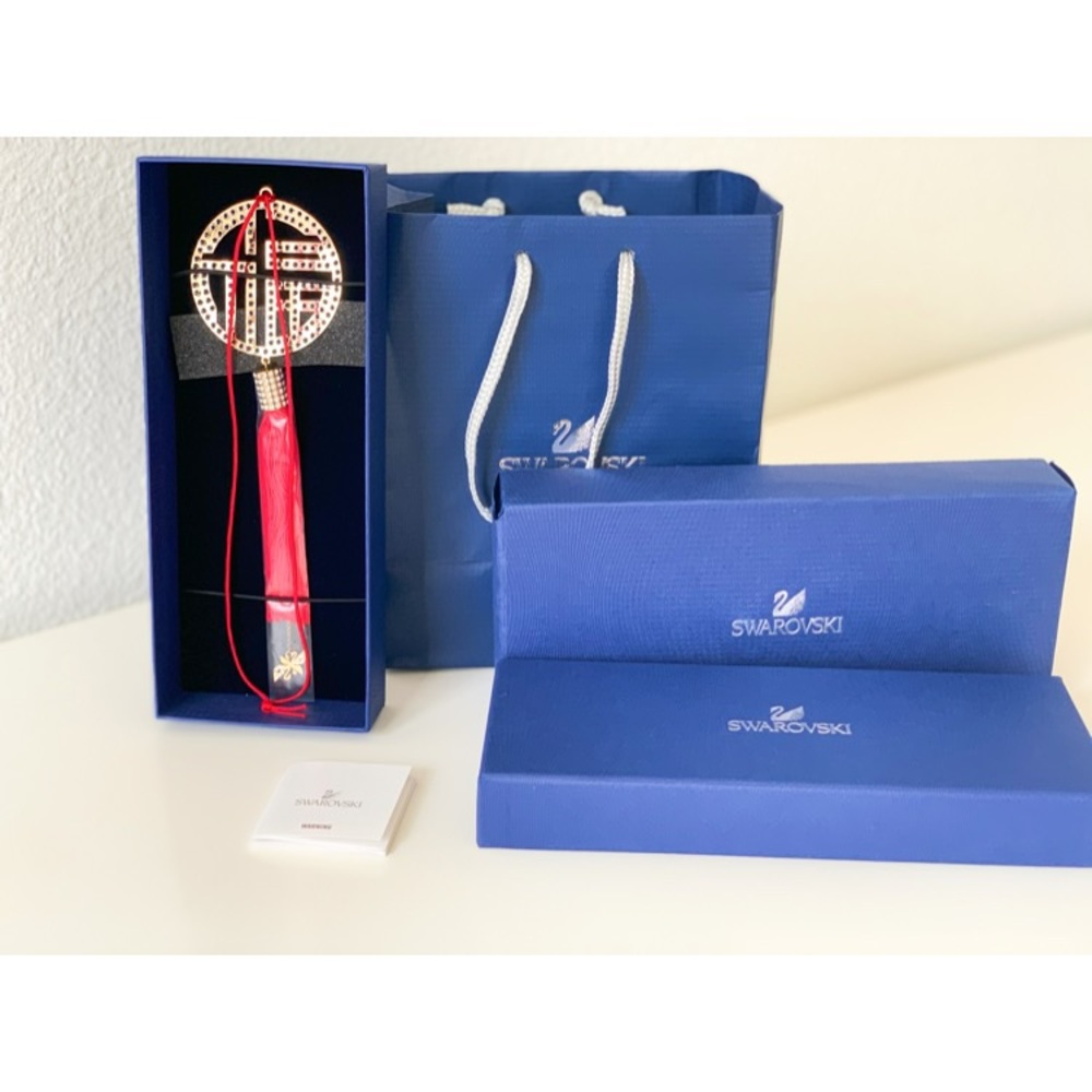 Swarovski Fu ornament